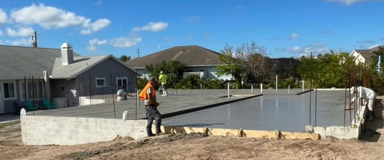Large concrete slab pour